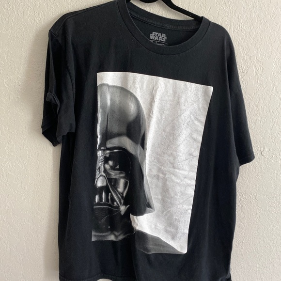 STar wars darth Vader tee xl black white in EUC - Picture 2 of 7